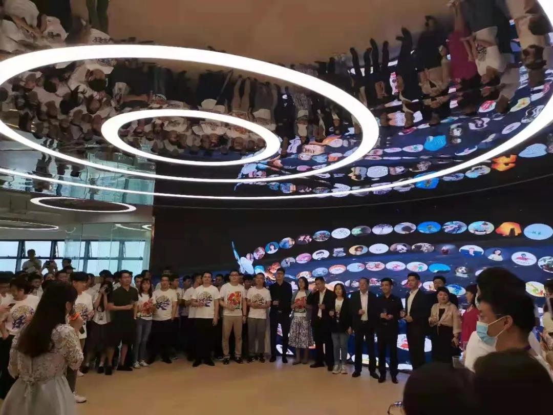 华世界|今年会显示强势打造数字化商业时代